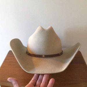 Western felt hat